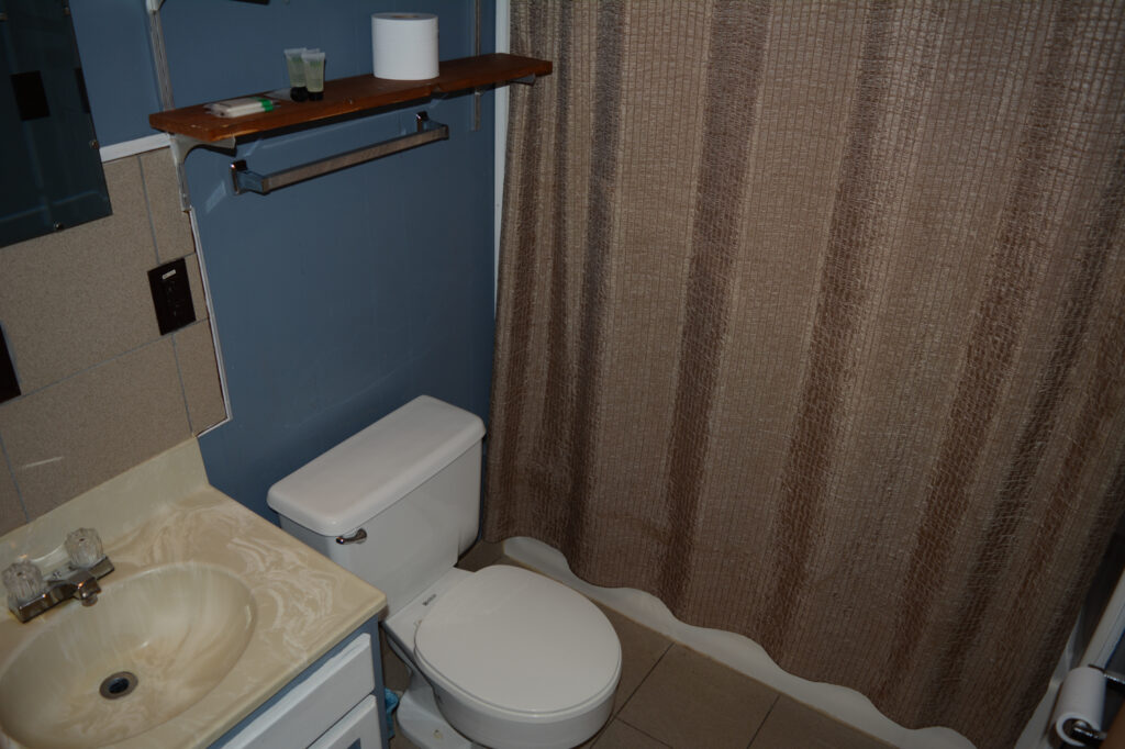 Pelican Breeze Escape Bathroom